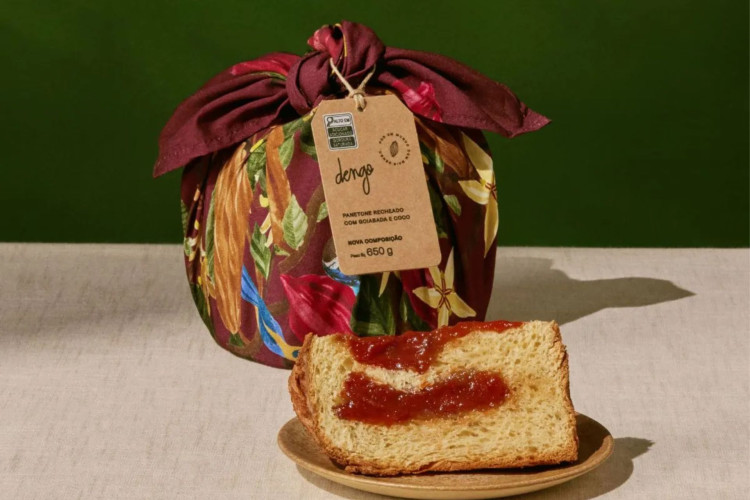 Com parceria com a Farm, os panetones da Dengo companham um len&ccedil;o que pode ser reutilizado