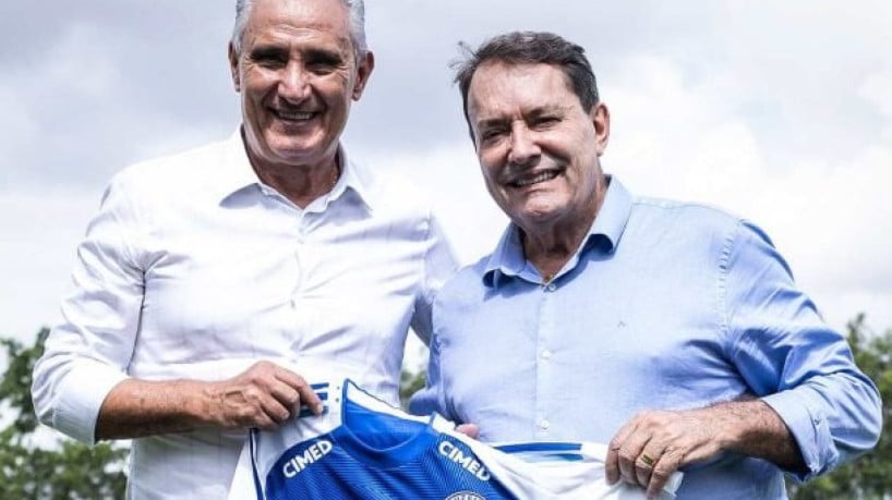Ex-treinador da Seleção Brasileira e do Flamengo assume o comando da equipe mineira, com contrato até o fim de 2026 