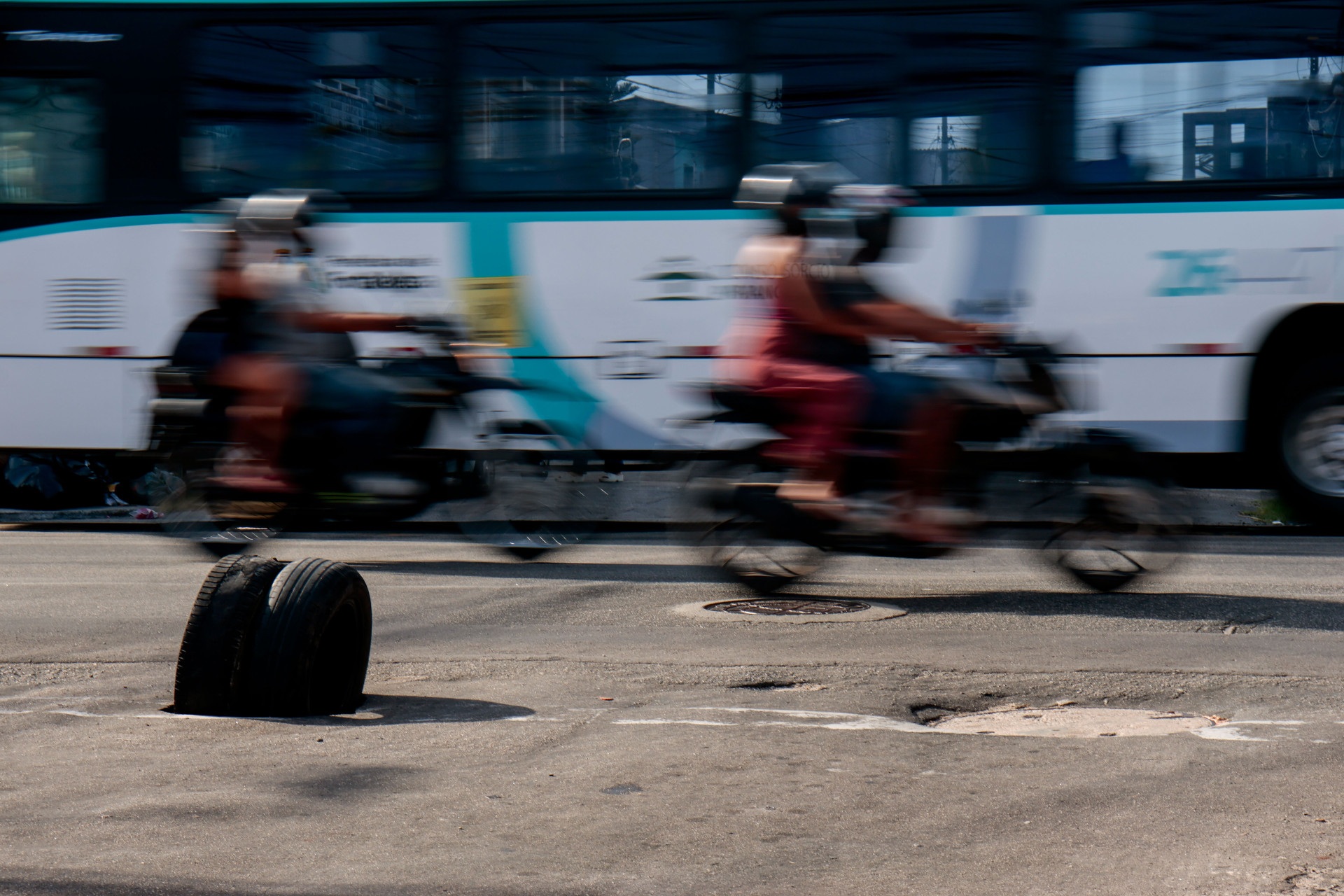 ￼GOVERNO do Ceará anunciou programa que vai investir na estrutura viária dos 184 municípios cearenses (Foto: Samuel Setubal)