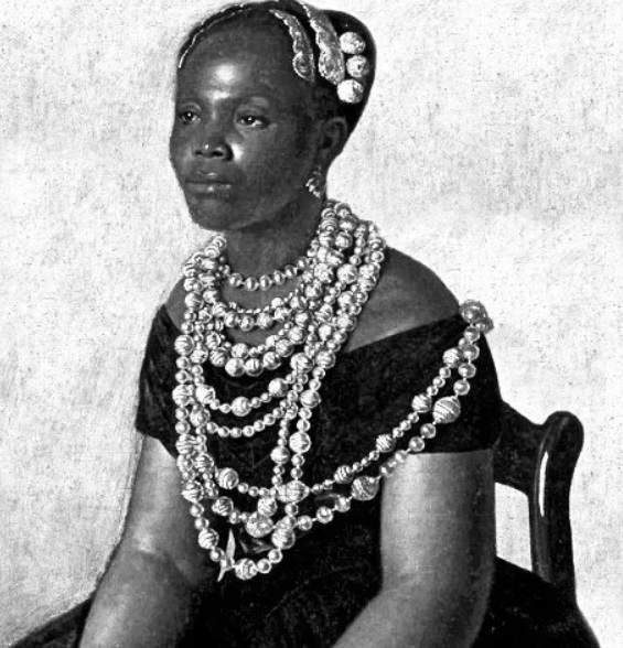 Chica da Silva tornou-se símbolo de poder e influência, conhecida por festas luxuosas e pelo domínio sobre sua casa e negócios.