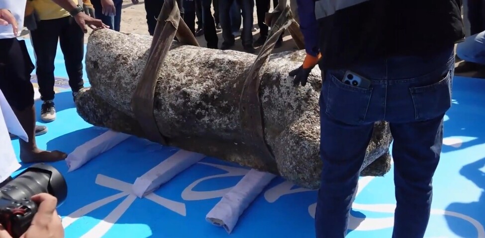 A torre, aliás, está desaparecida há cerca de 1.600 anos. As estruturas ficaram preservadas no fundo do porto, na área portuária da cidade egípcia, após o colapso do farol, provocado por terremotos sucessivos entre os séculos XIII e XIV.