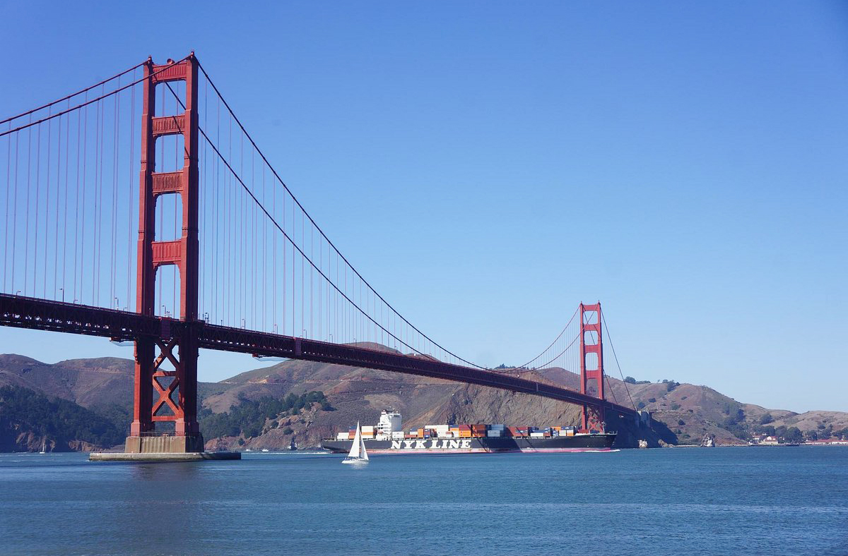 A cidade de San Francisco foi nomeada em homenagem a São Francisco de Assis, fundador da ordem franciscana. A missão original foi estabelecida por padres franciscanos em 1776.