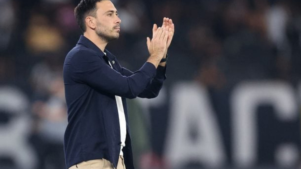 Treinador italiano deixa o Glorioso com dez partidas de invencibilidade e de volta à Copa Libertadores 