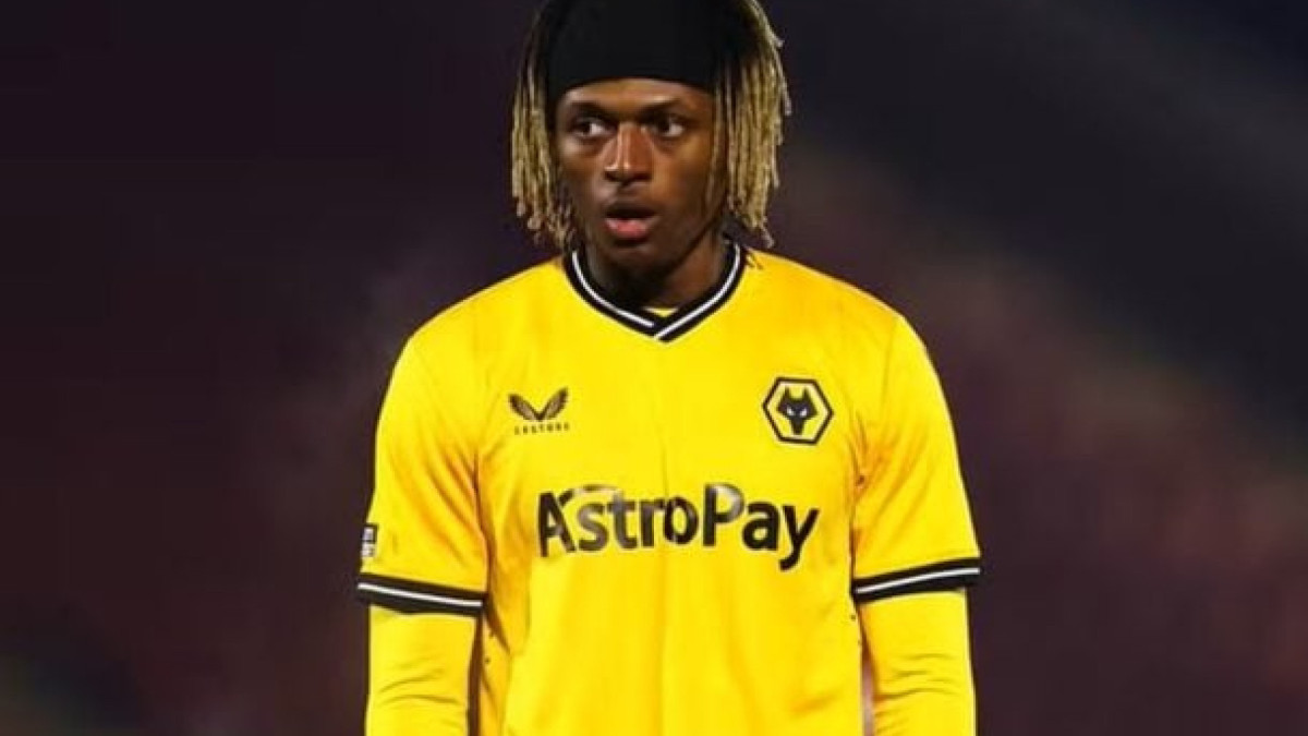 Segundo informações locais, o jovem talento retornava para casa após vencer uma partida oficial e veio a óbito nas proximidades de Northampton