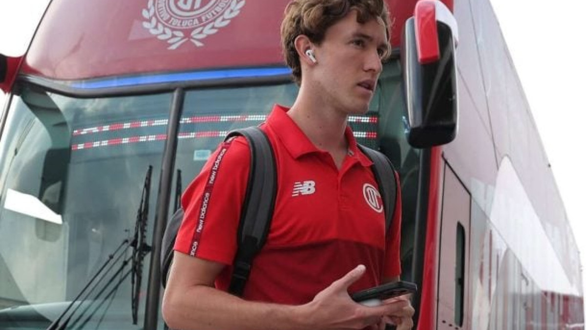 Meio-campista esteve no radar do Verdão no meio do ano e novamente voltou a recusar a investida Alviverde