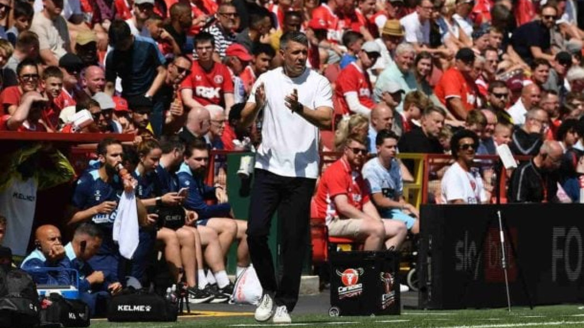 Diretoria viaja ao Uruguai, confirma negociações em andamento e demonstra otimismo por um desfecho ainda nesta quarta-feira