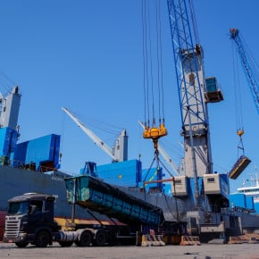 Aumento da demanda na opera&ccedil;&atilde;o portu&aacute;ria motiva investimentos no Porto do Pec&eacute;m (Foto: AUR&Eacute;LIO ALVES)