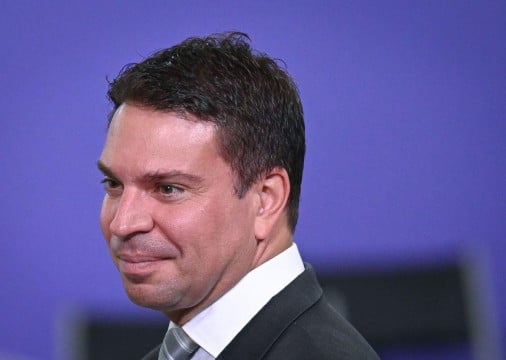 Deputado federal e ex-diretor da Abin saiu do Brasil em setembro e não voltou