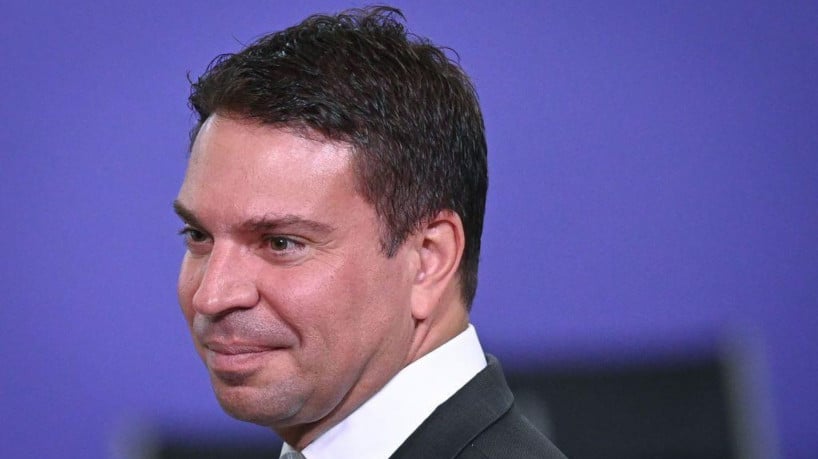 Deputado federal e ex-diretor da Abin saiu do Brasil em setembro e não voltou 