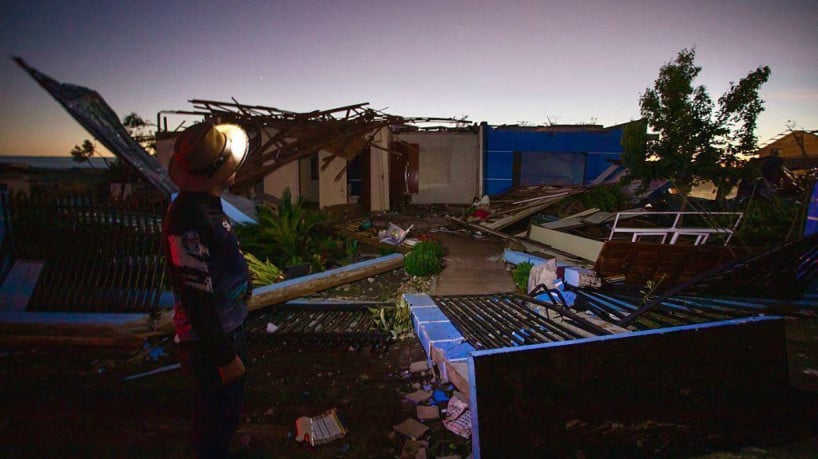 Em novembro, um ciclone extratropical gerou um tornado que atingiu o Paraná, deixando seis mortos 