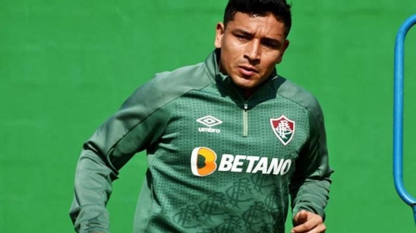 Presidente do Barcelona de Guayaquil revelou que o jogador pediu proteção especial por estar recebendo ameaças de morte 