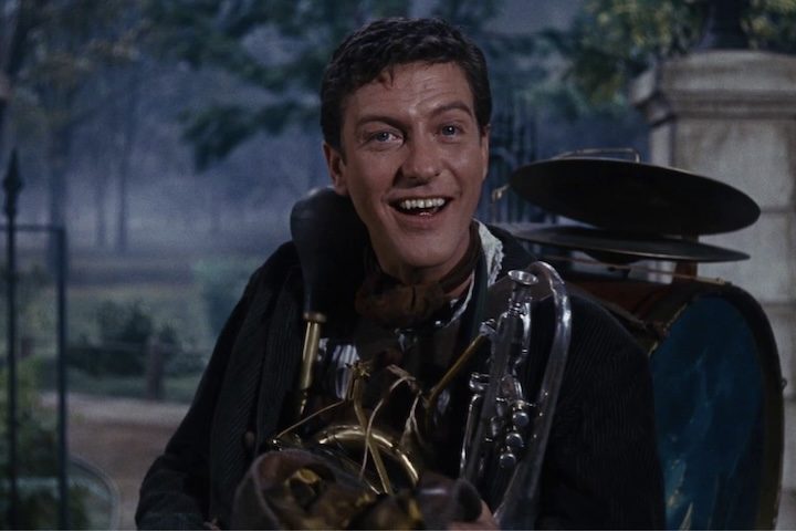 No cinema, Van Dyke alcançou fama mundial ao interpretar Bert, o simpático e atrapalhado faz-tudo de Mary Poppins, no clássico da Disney de 1964.
