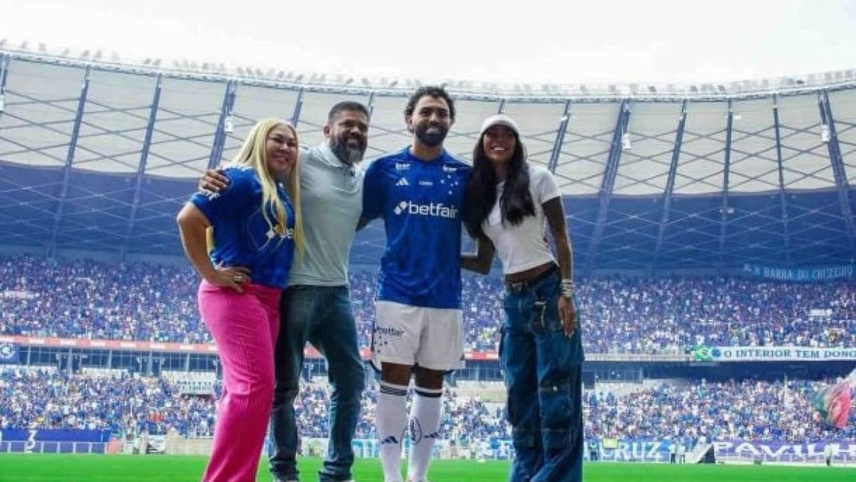 Valdemir Silva usou o Intercontinental para defender o filho dos ataques sofridos na web, sobretudo após a eliminação para o Corinthians