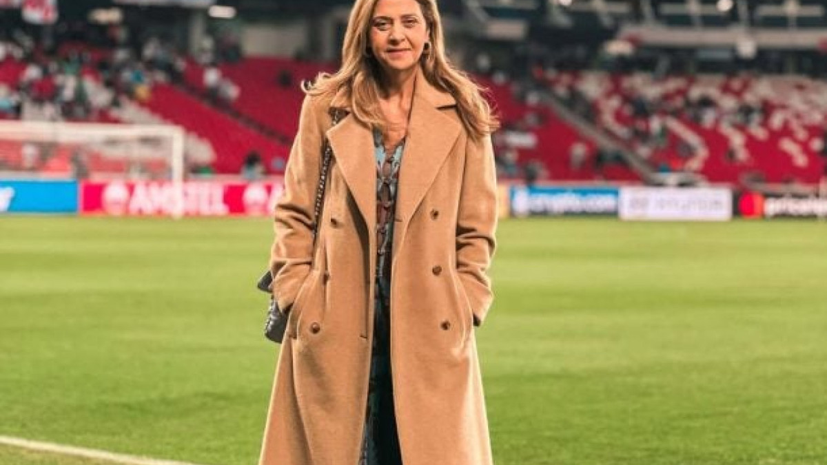 Presidente afirma que responsabilidade pelas eliminações foi dos jogadores, cita jogos sem finalizações e garante manutenção em 2026