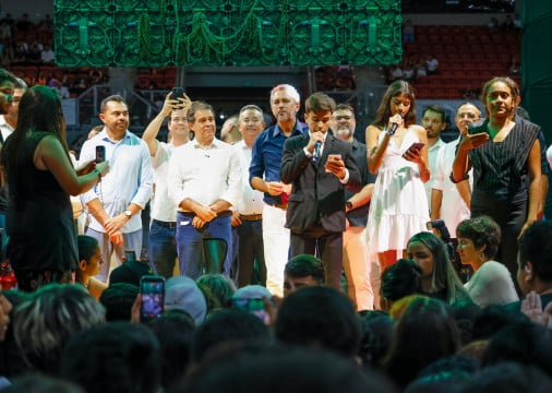 Mais de 21 mil estudantes concluem o Ensino Fundamental em solenidade no CFO.