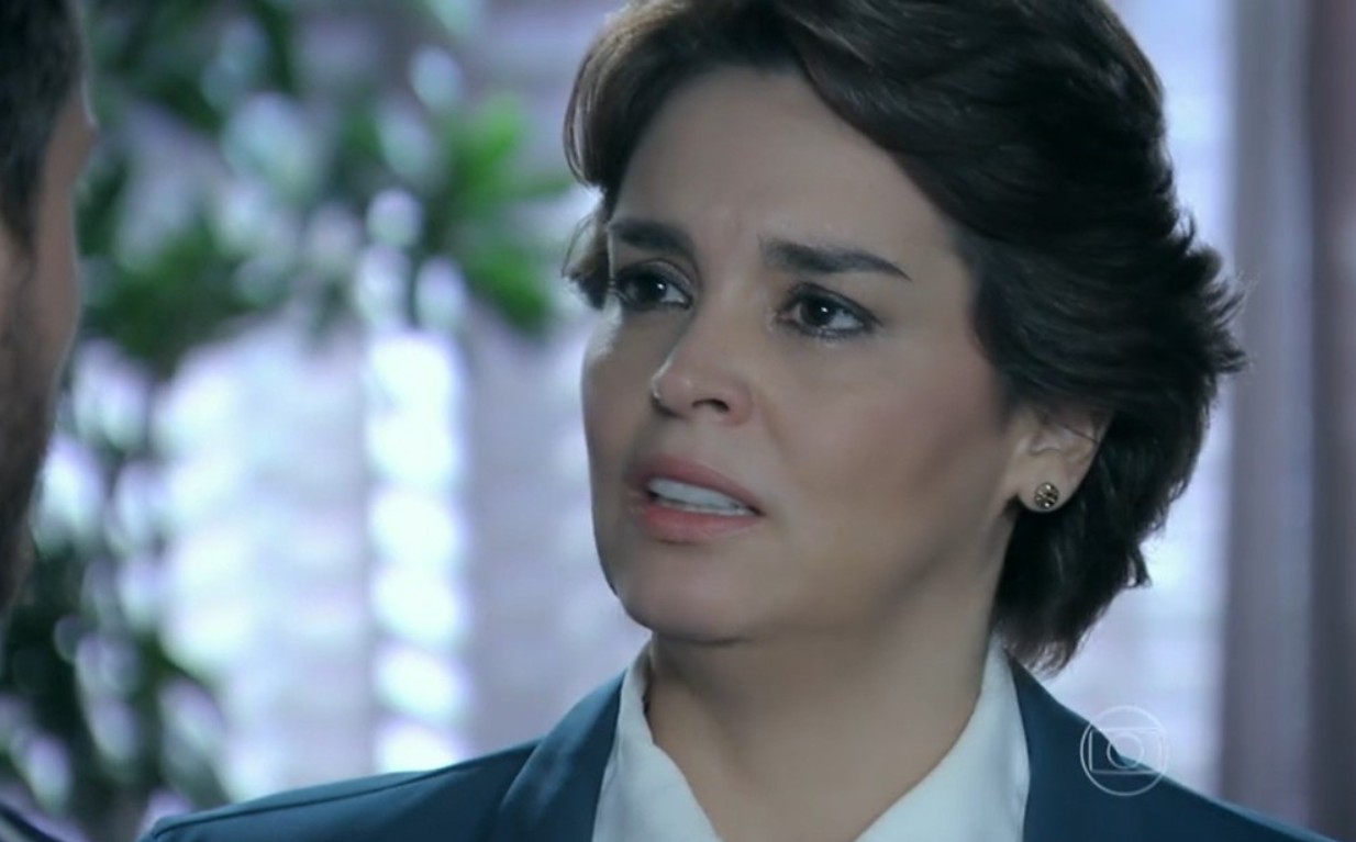 Em Império, novela vencedora do Emmy Internacional, interpretou Beatriz Bolgari, esposa do cerimonialista Cláudio Bolgari, personagem de José Mayer. Na trama, Beatriz é cúmplice do segredo do marido, que mantém um relacionamento com Leonardo, vivido por Klebber Toledo.
