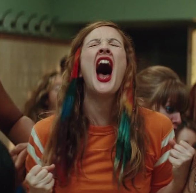 Sua estreia como diretora ocorreu em 2009, com o filme Garota Fantástica, no qual também atuou. A produção acompanha Bliss Cavendar, uma adolescente de uma pequena cidade do Texas que encontra no roller derby, um esporte de patinação de contato, uma forma de escapar da rotina e das expectativas impostas pela mãe, que sonha vê-la em concursos de beleza.
