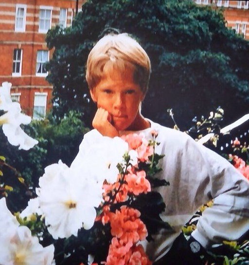  Benedict Cumberbatch, cujo nome complicado é o seu verdadeiro (Benedict Timothy Carlton Cumberbatch), é britânico.