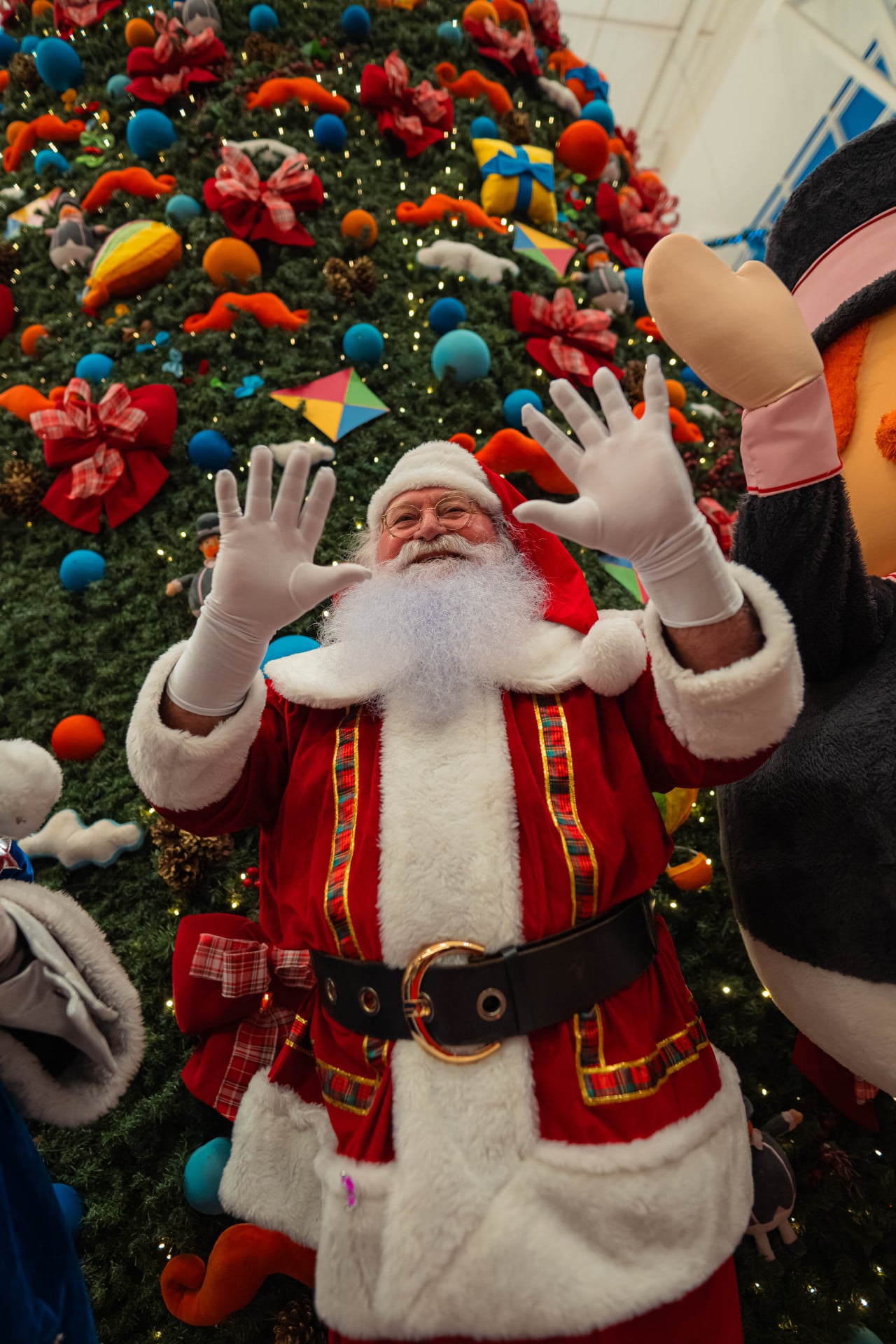 Papai Noel participa da programa&ccedil;&atilde;o natalina no Shopping Terrazo, no Eus&eacute;bio, com sess&otilde;es de fotos e visitas abertas ao p&uacute;blico