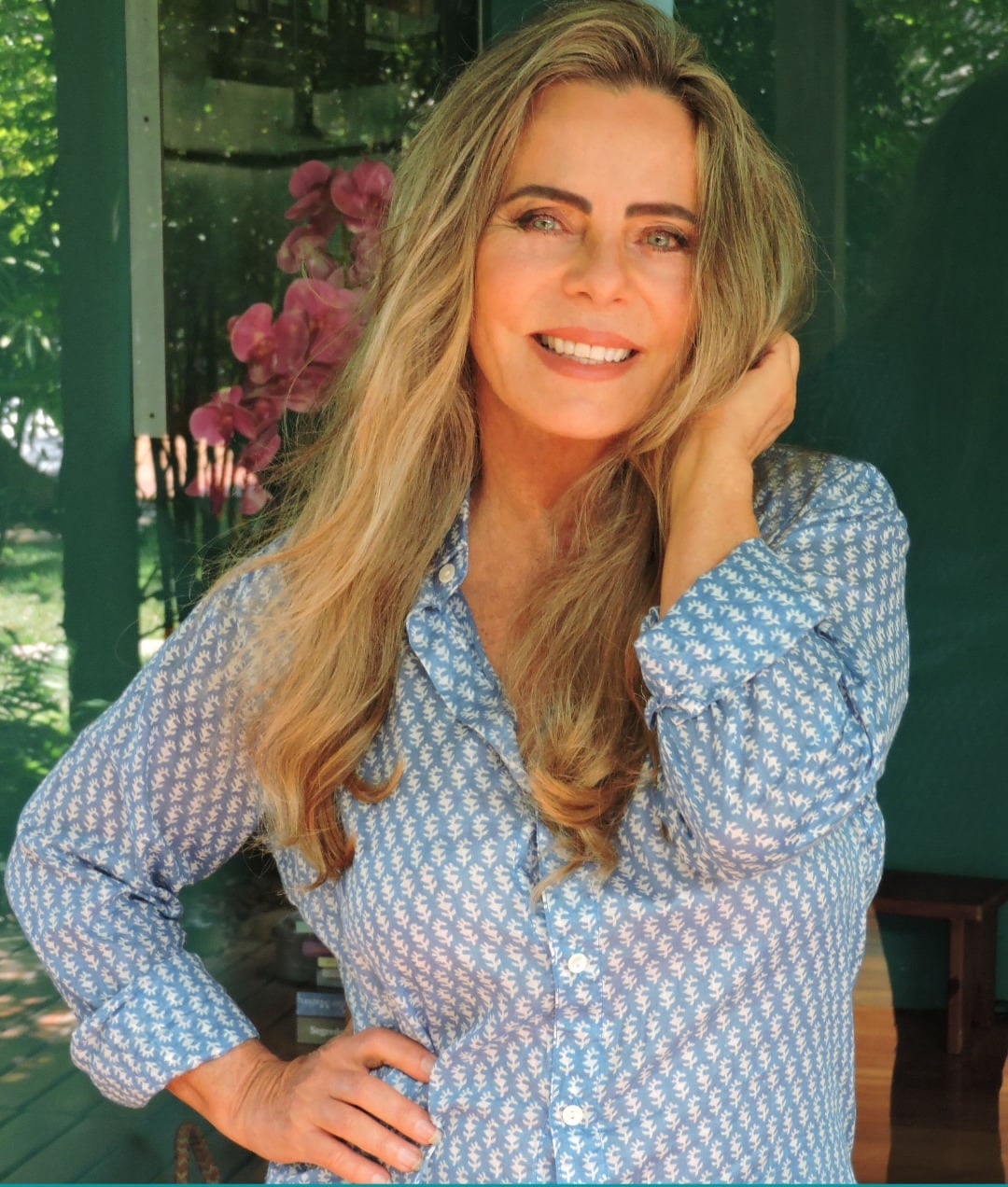 A biomédica Mariana Eclissée concedeu entrevista à revista Revista CARAS na qual explicou o que mantém a atriz Bruna Lombardi com aparência jovial aos 73 anos. 