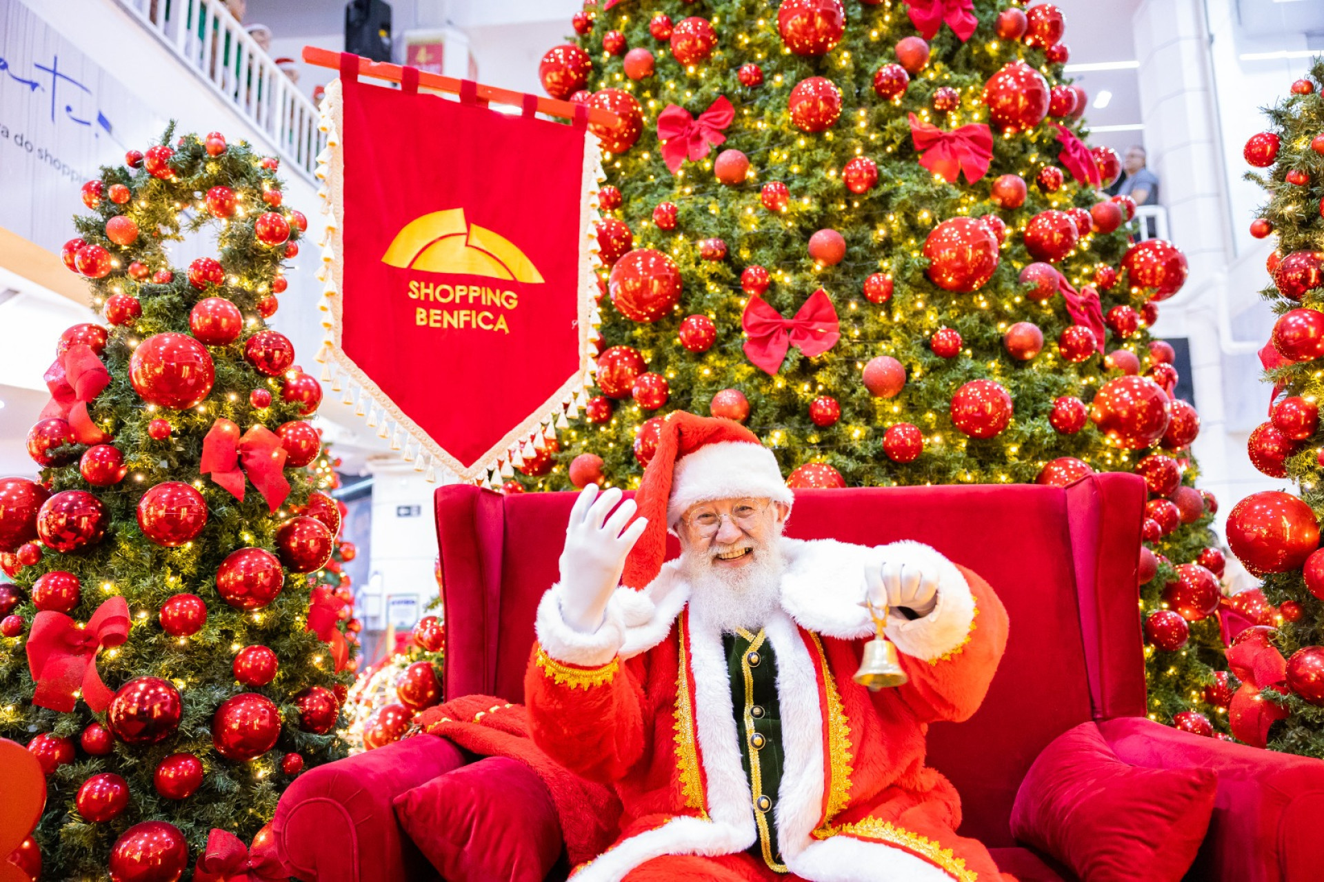 ￼MUITOS estabelecimentos mantêm programação especial 
de Natal e horário estendido para compras (Foto: Aldair Pereira/divulgação)