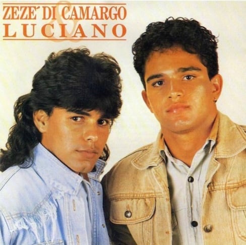 O lançamento do primeiro álbum, em 1991, foi um fenômeno imediato impulsionado pela canção É o Amor.