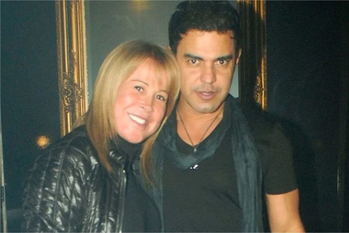 Zezé foi casado por cerca de 30 anos com Zilu Godói, com quem teve três filhos: a cantora Wanessa Camargo, a atriz Camilla Camargo e o DJ e empresário Igor Camargo.