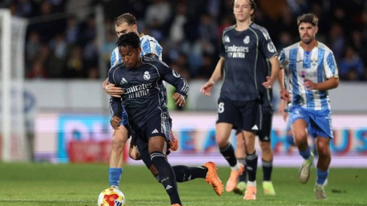 Titular contra o Talavera, na Copa do Rei, atacante atinge primeira meta da temporada antes de empréstimo ao Lyon