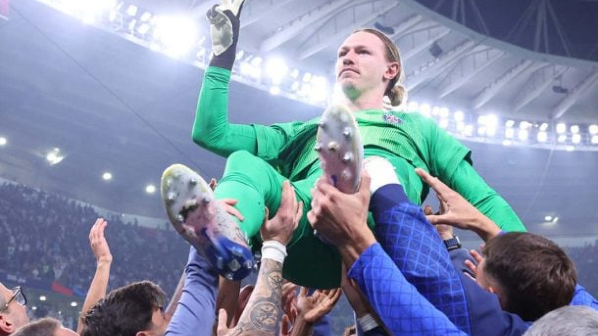 Safonov sofreu lesão na mão esquerda na decisão do Intercontinental