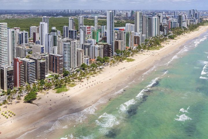 Sua capital, Recife, é um dos principais centros urbanos do Nordeste e é famosa pelo turismo, principalmente por conta das praias.
