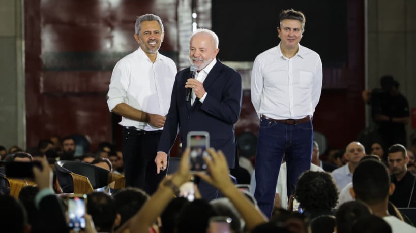 Pesquisa do Instituto Real Time Big Data mostra que o atual presidente Luiz Inácio Lula da Silva (PT) sai vitorioso no Ceará em cenários com diferentes adversários  