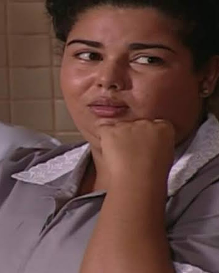 Em 2003, estreou em novelas ao interpretar Célia em “Mulheres Apaixonadas”.
