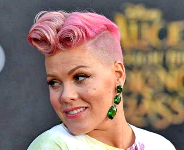 Alecia Beth Moore, popularmente conhecida como Pink, é uma cantora, compositora, atriz e dançarina estadunidense. A artista era originalmente um membro do grupo feminino Choice. Em 1995, a LaFace Records viu potencial na artista, que iniciou a carreira solo.