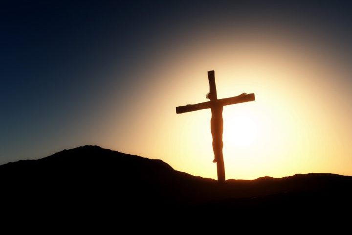 Segundo Johnston, Jesus já tinha seu nome invocado em rituais espirituais logo após sua crucificação.