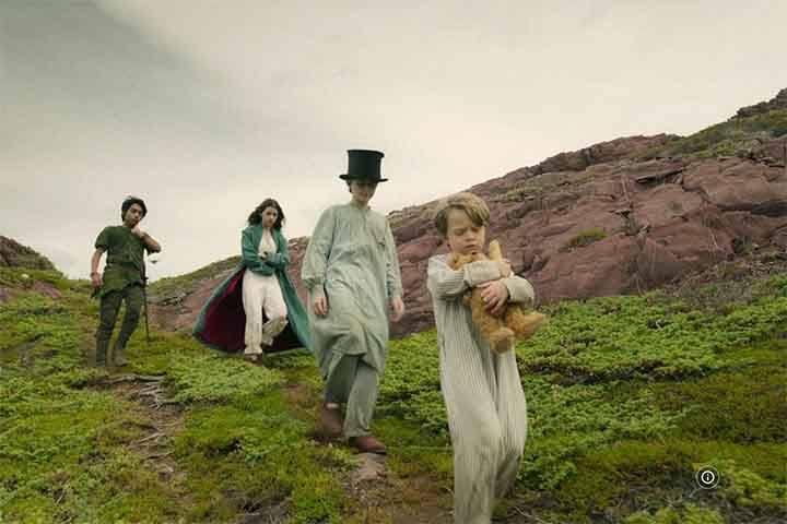 Em 2023, Jacobi alcançou maior visibilidade ao interpretar Michael Darling em “Peter Pan e Wendy”.