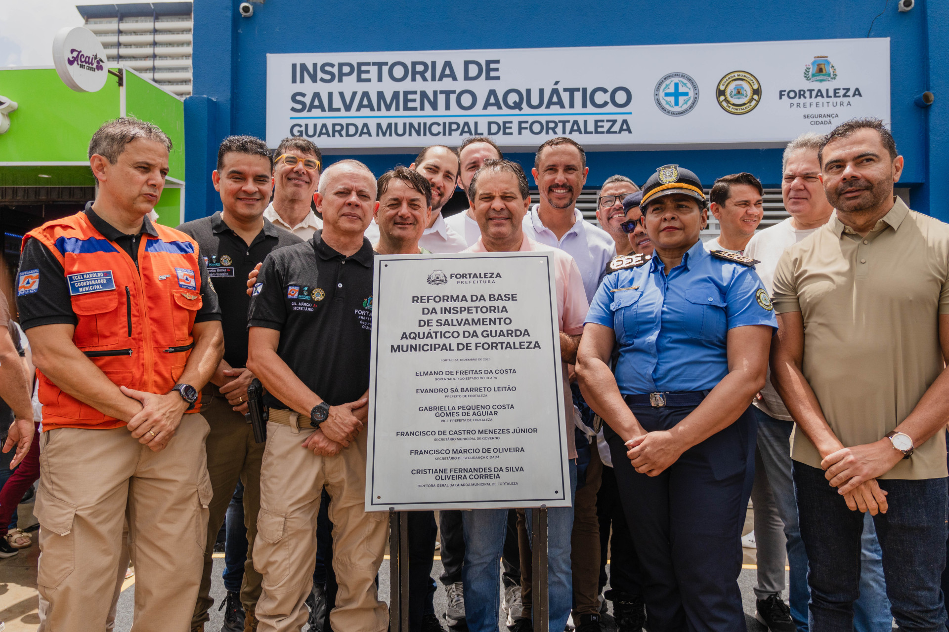 FORTALEZA, CEARÁ, BRASIL, 20-12-2025: Prefeitura de Fortaleza entrega a requalificação da sede da Inspetoria de Salvamento Aquático, na Praia de Iracema. A ocasião contou com a presença do Prefeito de Fortaleza, Evandro Leitão, e demais autoridades. (Foto: Fernanda Barros/ O Povo) (Foto: FERNANDA BARROS)