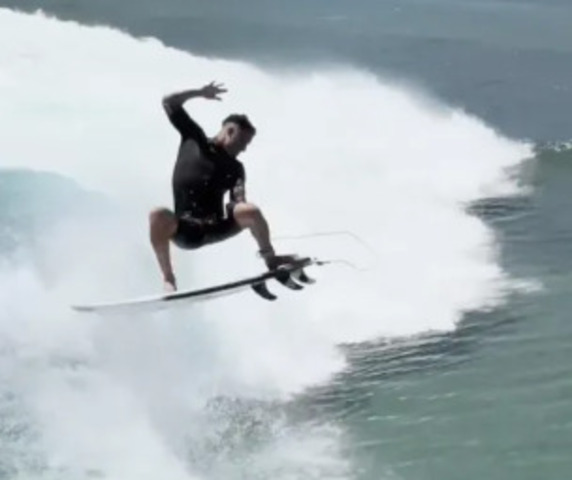 Recentemente, Ítalo Ferreira surpreendeu ao publicar um vídeo em que realiza, pela primeira vez, um 720° - duas voltas completas no ar - durante gravação na piscina de ondas do Boa Vista Surf Lodge, em setembro de 2025.