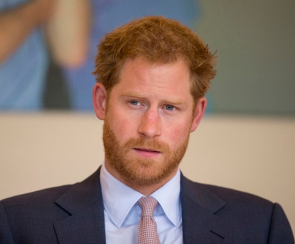 Príncipe Harry – nascido em 15 de setembro de 1984, em Londres, Inglaterra, é famoso por sua posição na realeza britânica e por seu casamento com a atriz Meghan Markle.

