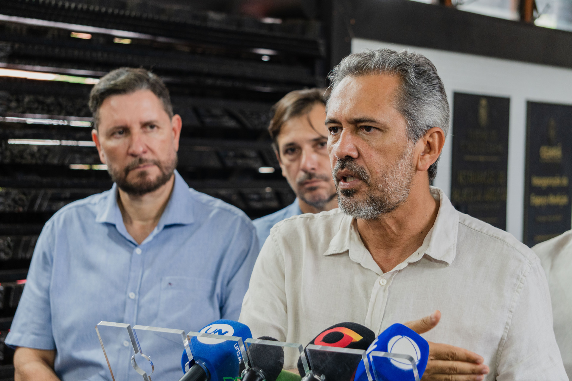  Governador Elmano de Freitas, do PT, &eacute; candidato &agrave; reelei&ccedil;&atilde;o (Foto: FERNANDA BARROS)