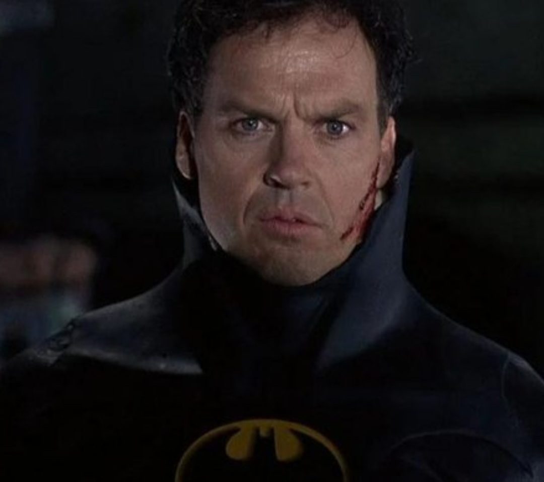 O sucesso o fez reprisar o papel do homem-morcego em Batman Returns (1992). Nas produções, o artista contracenou com alguns dos melhores vilões da história dos quadrinhos: Coringa (Jack Nicholson), Pinguim (Danny Devito) e Mulher-Gato (Michelle Pfeiffer).