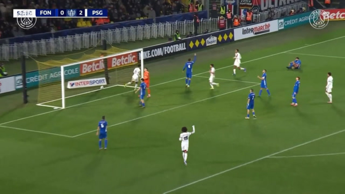 Pelo PSG, Gonçalo Ramos marca duas vezes contra o Vendée Fontenay