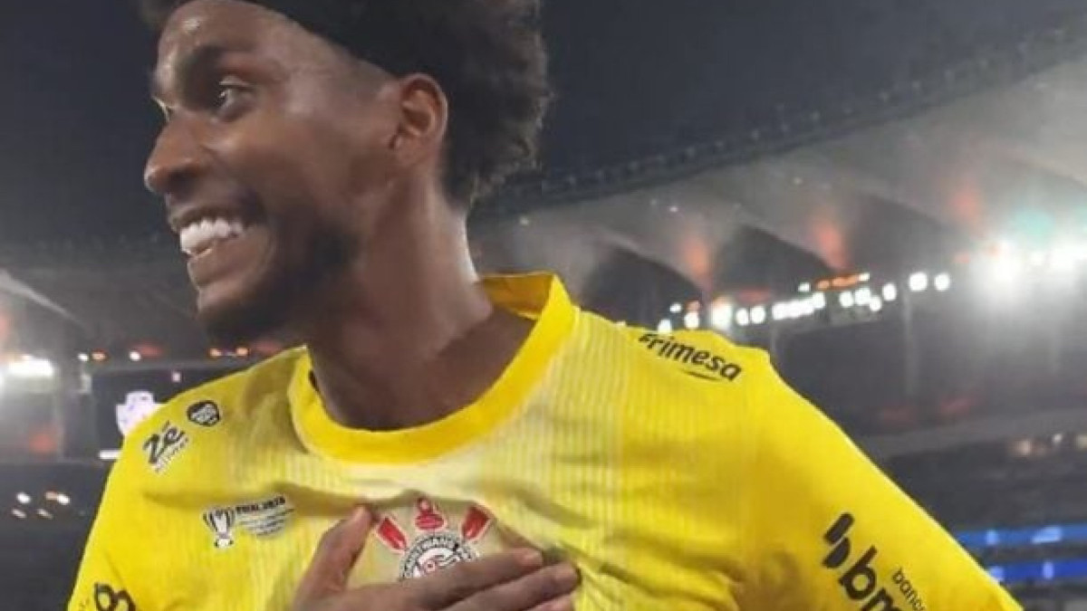 Goleiro recordou que o time estava subestimado nos confrontos anteriores do torneio e exaltou história escrita pela equipe