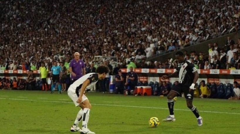 Cruz-Maltino perde para o Corinthians por 2 a 1, no Maracanã, e dá adeus ao sonho do bicampeonato, mas leva bolada para casa 