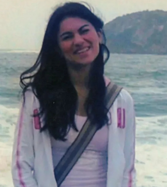 Eliza Samudio - Foi morta em 10/6/2010, aos 25 anos, em Minas Gerais, a mando do goleiro Bruno Fernandes, que não queria assumir o filho com a modelo. Bruno foi condenado a 22 anos de prisão, mas já está solto. O corpo nunca foi encontrado.  