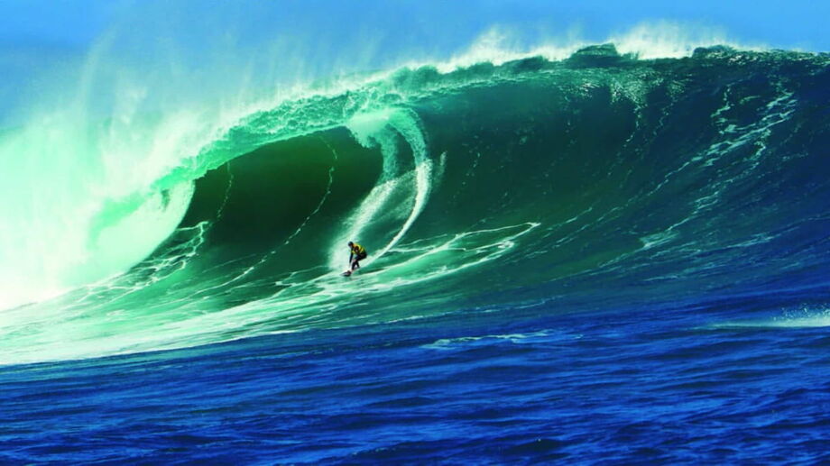 Em julho de 2025, Jaguaruna, no litoral sul de Santa Catarina, ganhou destaque mundial após o surfista Lucas Chumbo registrar ali a maior onda já surfada no Brasil: impressionantes 14,82 metros. O feito foi impulsionado pela passagem de um ciclone extratropical.