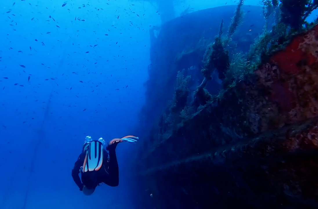 Apesar de submersa desde os anos 1950, Shicheng só ganhou atenção internacional nos anos 2000. Mergulhadores e documentaristas revelaram imagens impressionantes de suas estruturas, templos, arcos e estátuas praticamente intactas, despertando interesse turístico e científico.

