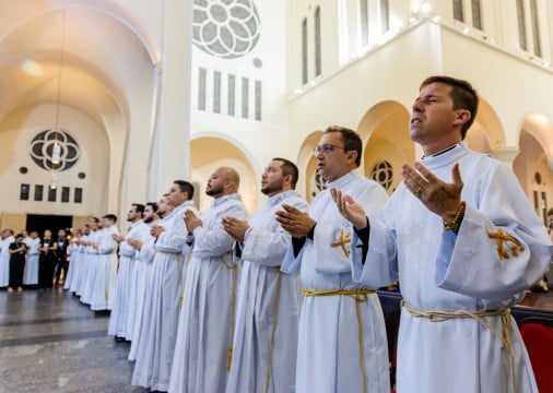 Ordenação de 16 novos diáconos, presidida pelo arcebispo dom Gregório Paixão nesta segunda-feira, 22