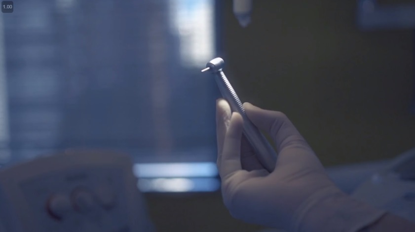 O Conselho Regional de Odontologia de São Paulo  recebeu o pedido dos pais e afirmou na ocasião que  avaliaria o caso. 