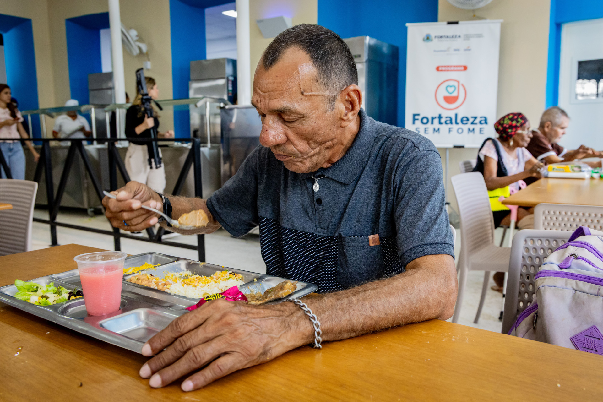 ￼RESTAURANTE tem capacidade de ofertar mil almoços por dia (Foto: FCO FONTENELE)