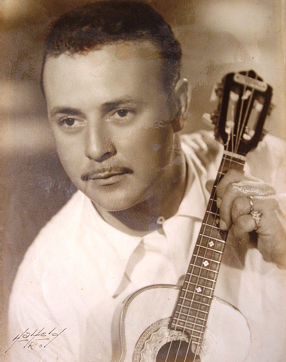 Waldir Azevedo: Conhecido por popularizar o choro na década de 1950 com sua composição Delicado, Waldir Azevedo foi um dos maiores cavaquinistas da história do gênero.